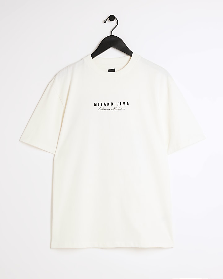 White regular fit graphic print t-shirt | River Island