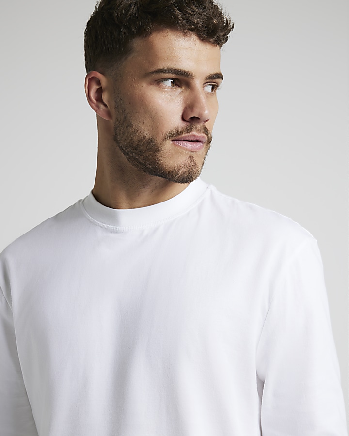 White regular fit essential t-shirt