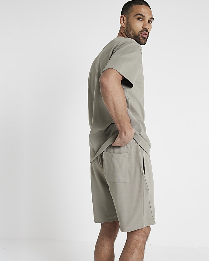 Khaki regular fit embroidered shorts