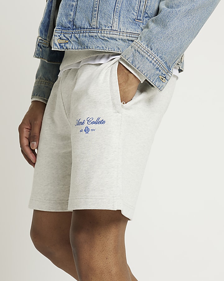 Grey regular fit graphic casual shorts