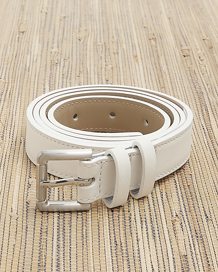 White skinny belt
