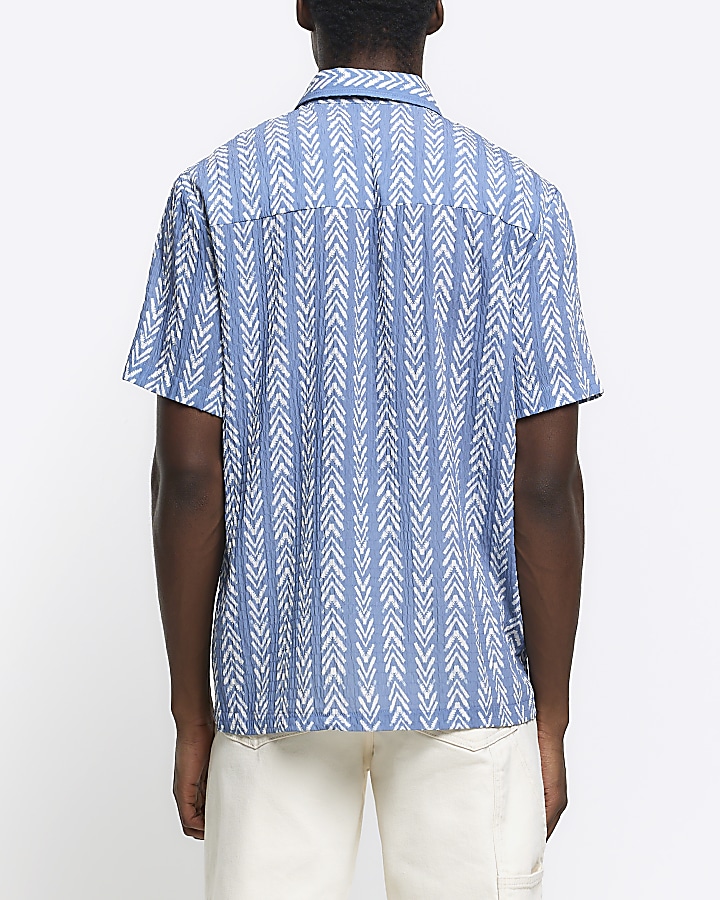 Blue regular fit crinkle arrow print shirt | River Island