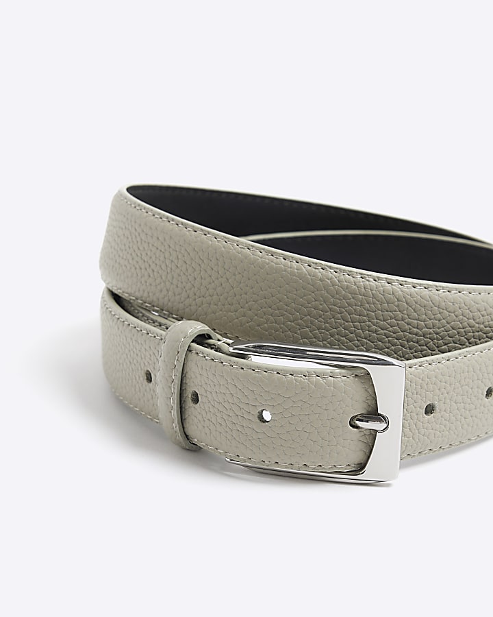 Grey faux leather pebble belt
