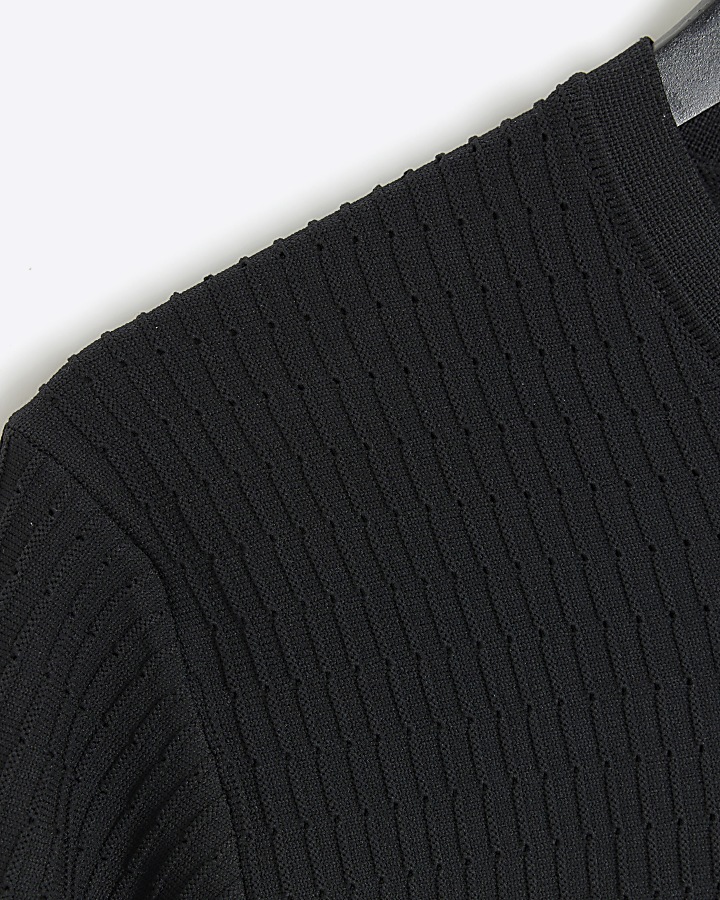Black muscle fit brick knit t-shirt