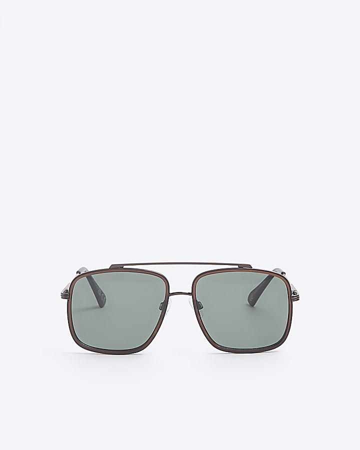 Brown navigator sunglasses