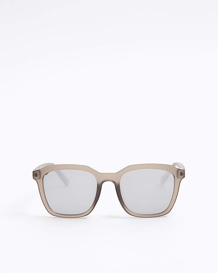 Grey mirror lenses square sunglasses