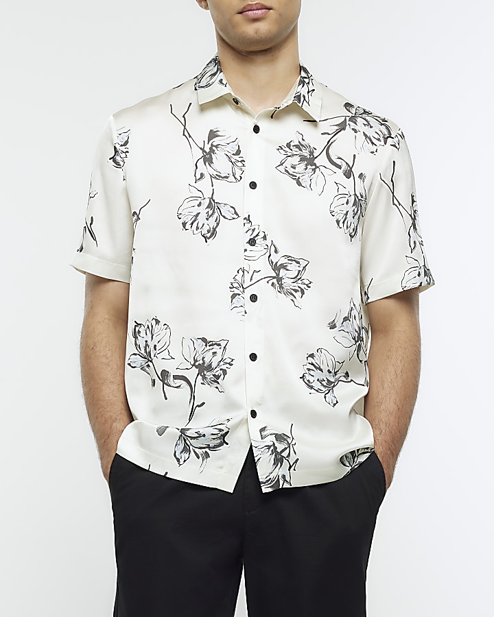 White regular fit floral short sleeve shirt