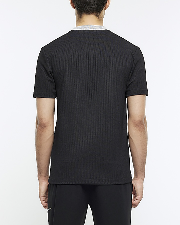 Black slim fit tshirt River Island