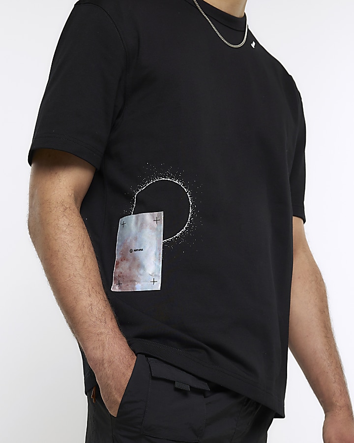 Black regular fit graphic patches t-shirt