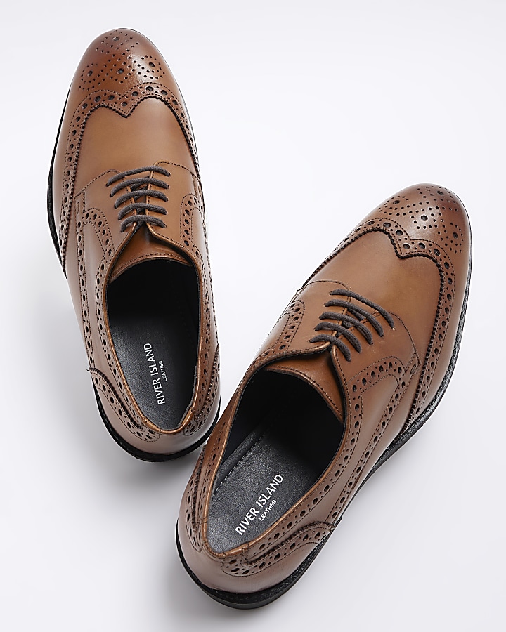 Brown leather brogue derby shoes