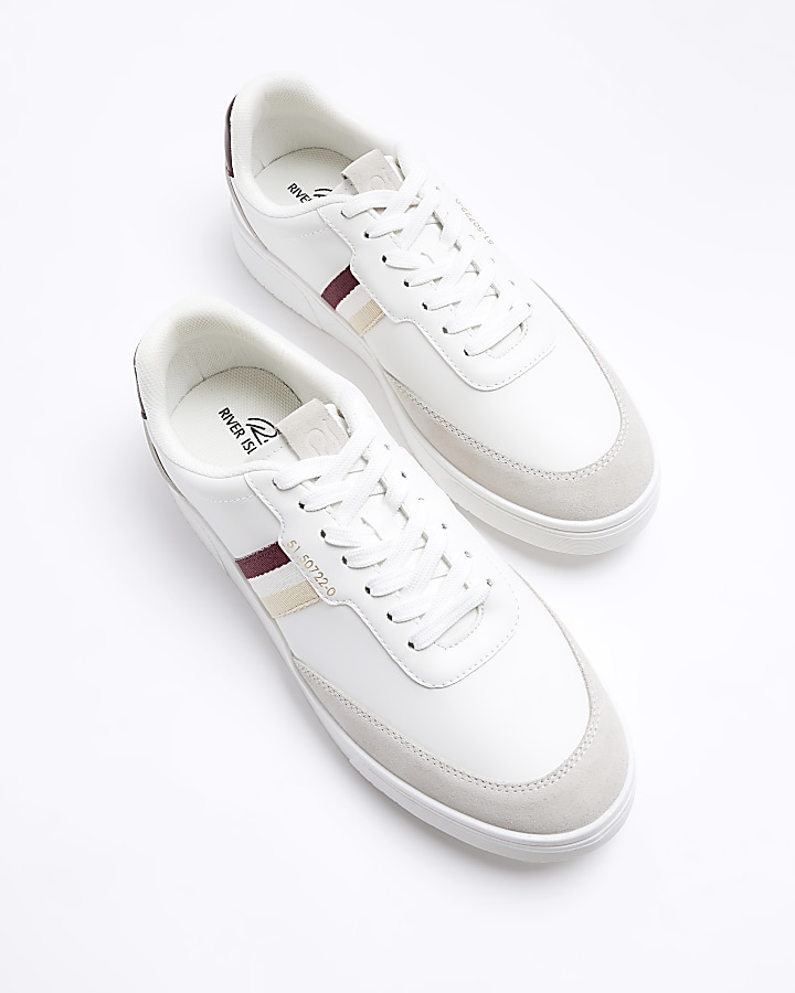 White skater trainers