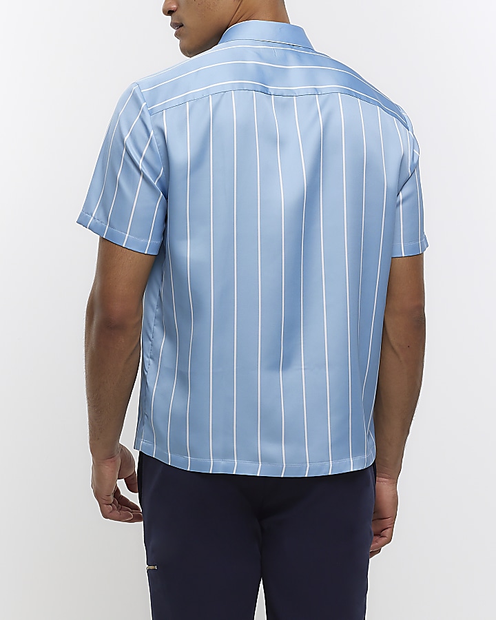 Blue regular fit striped short sleeve shirt