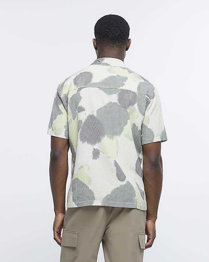 Green regular fit abstract short sleeve shirt