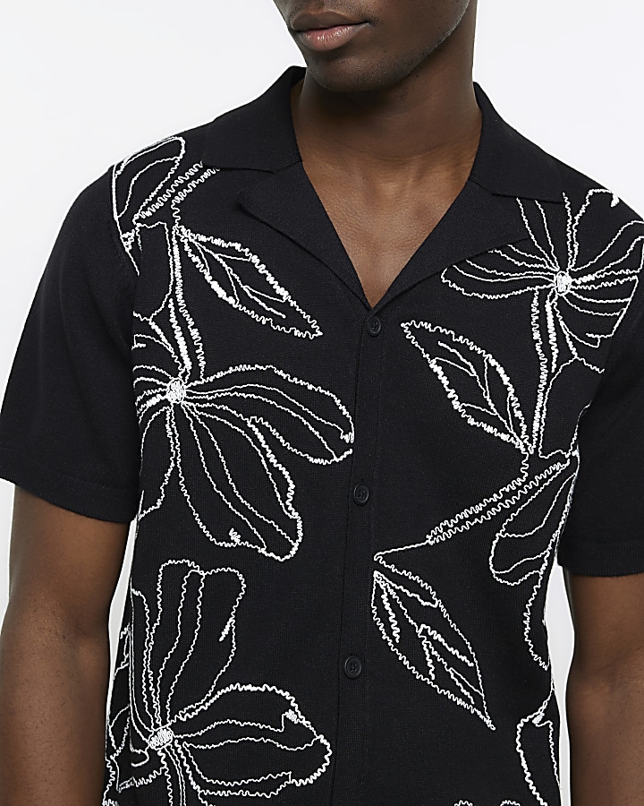 Black slim knitted embroidered floral shirt