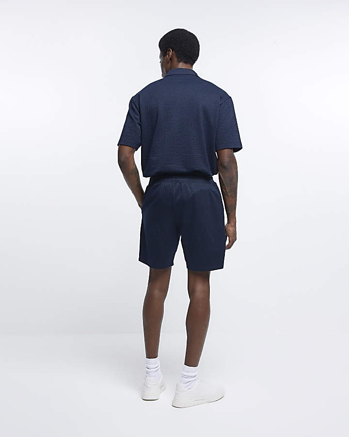 Navy slim fit plisse shorts