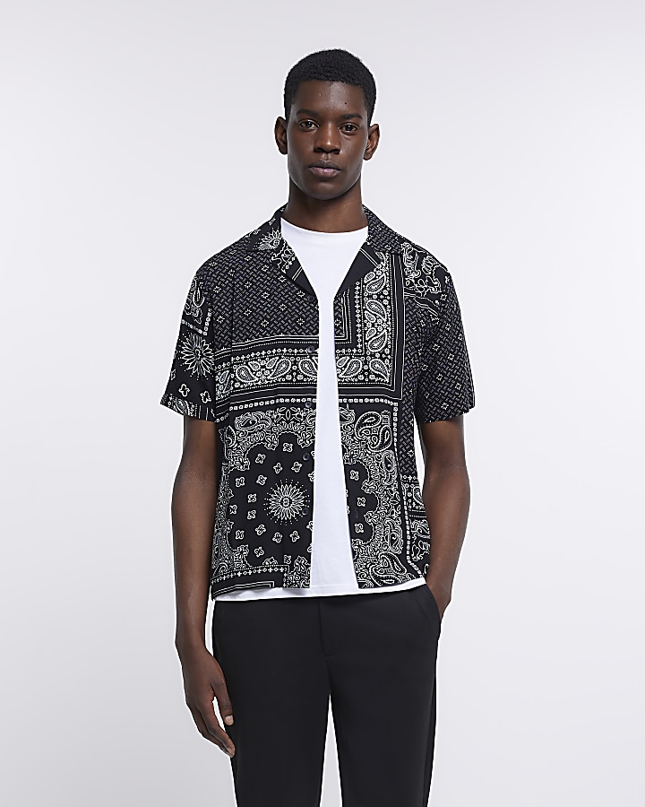 Black regular fit bandana print shirt