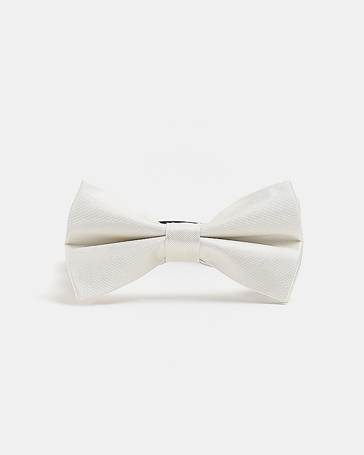 White silk deals bow tie