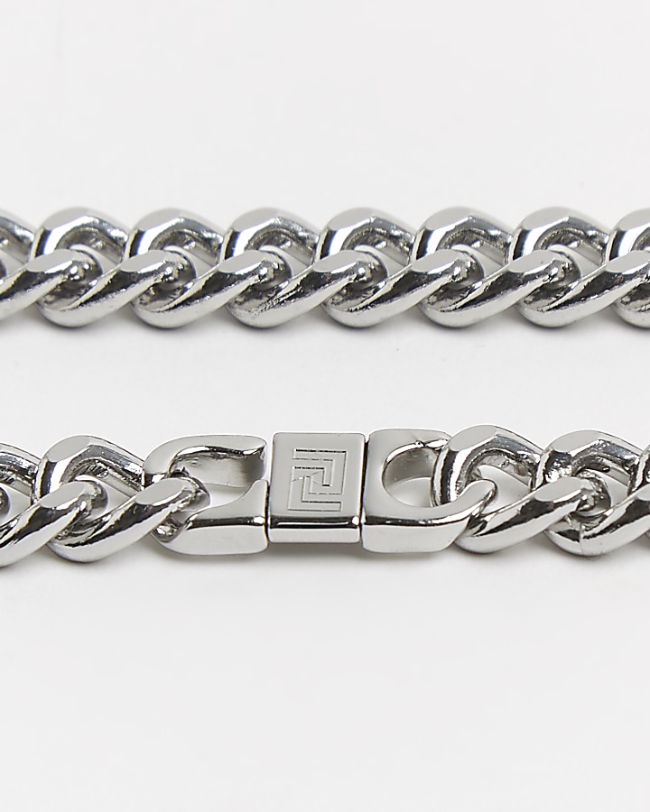 Silver colour engraved clasp chain necklace