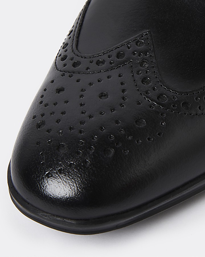 Black wide fit leather brogue derby shoes