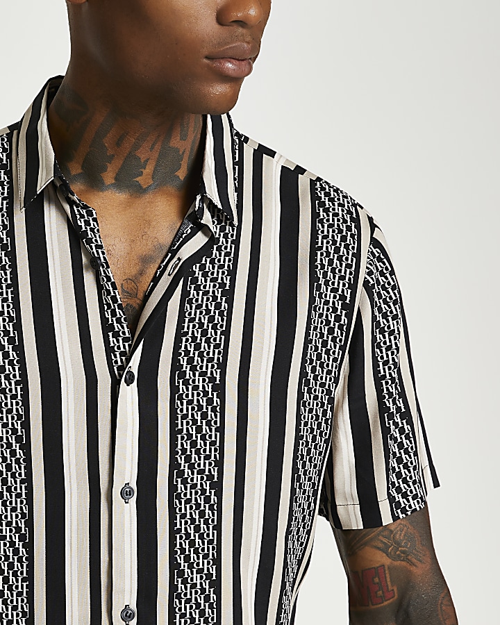 Black monogram stripe short sleeve shirt