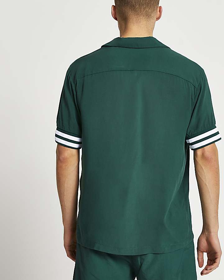 Green resort revere short sleeve shirt