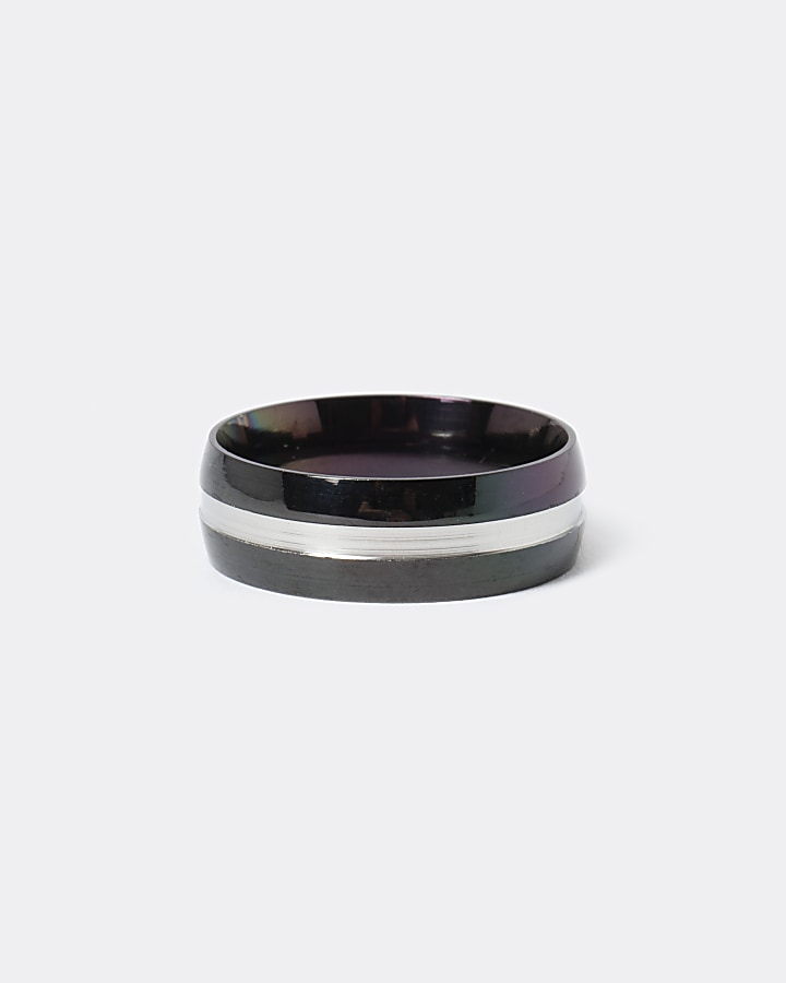 Black lined steel band ring