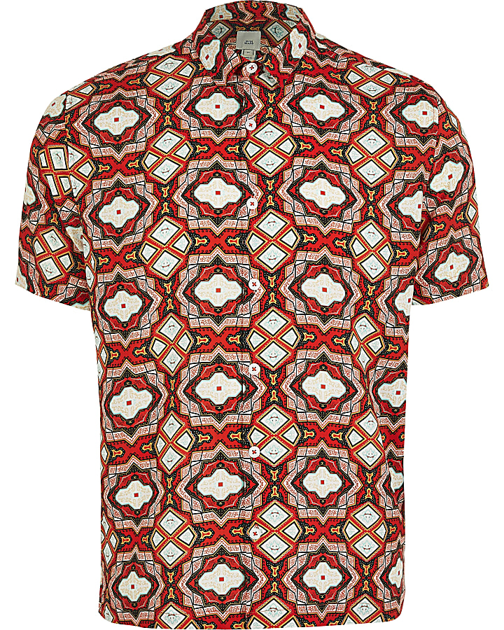 Red short sleeve geo print regular fit shirt