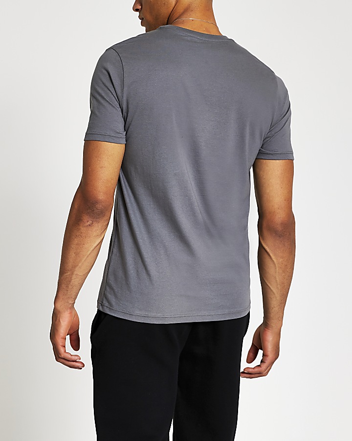 Grey slim fit chest print T-shirt