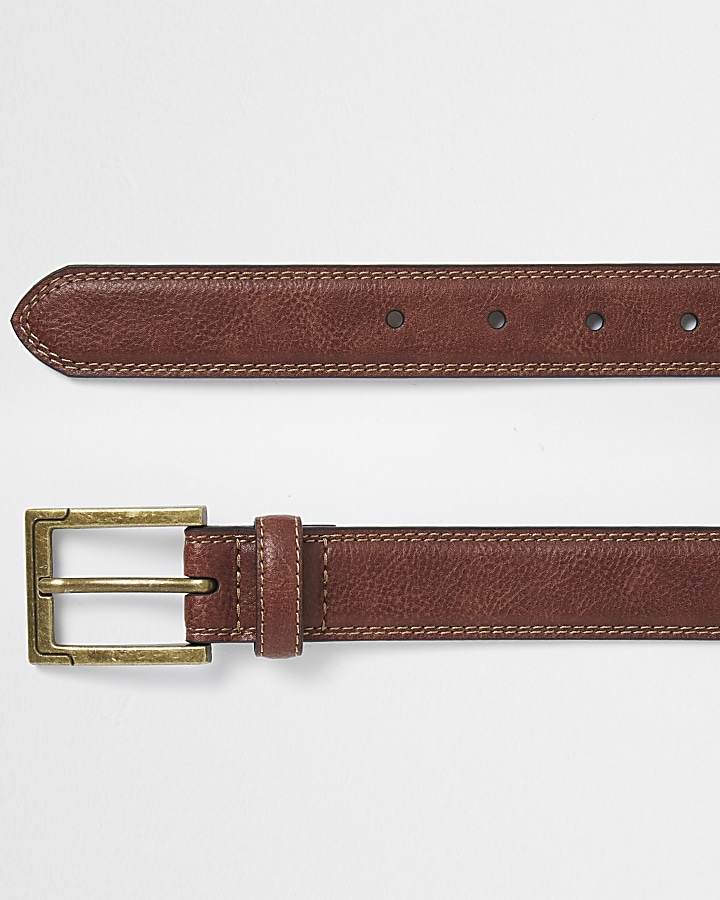 Brown gold buckle belt