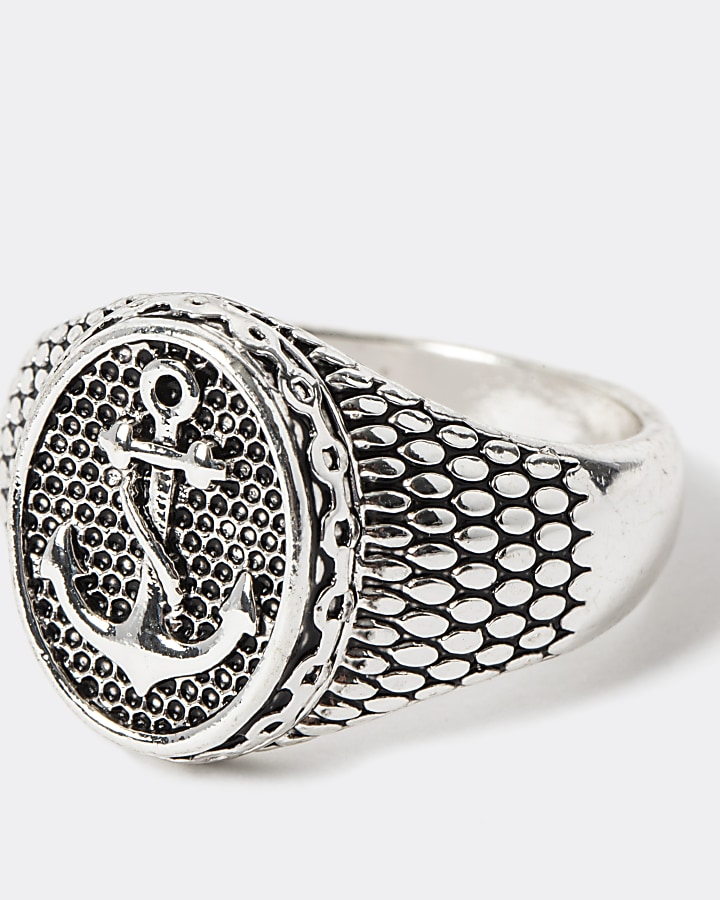 Silver colour anchor engraved signet ring