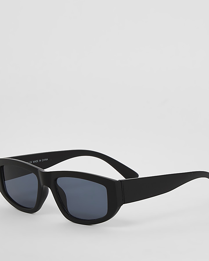 Black tinted sunglasses