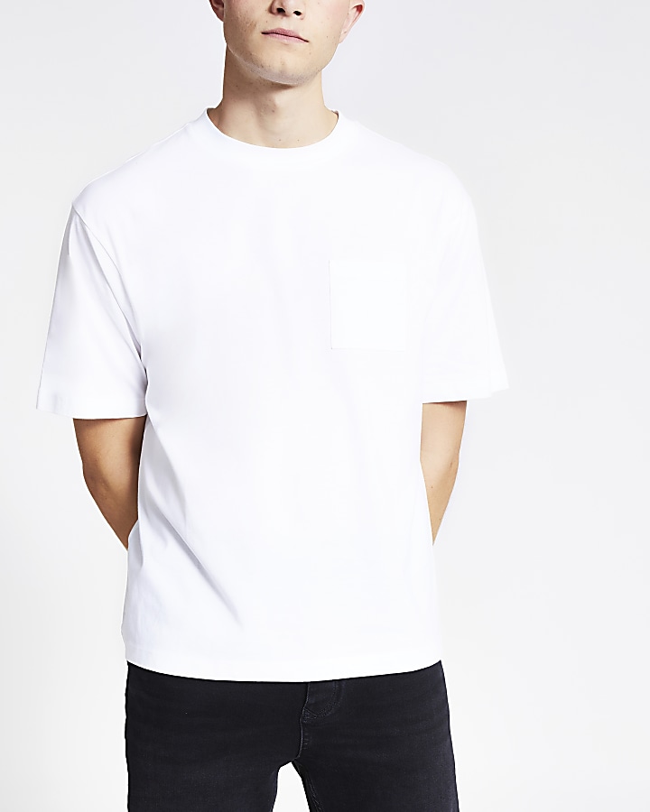White short sleeve boxy T-shirt