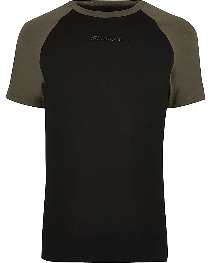 Black R96 raglan muscle fit T-shirt