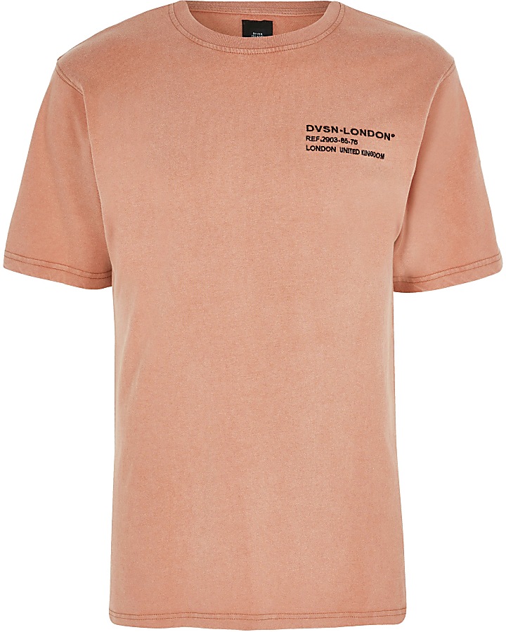 Coral pink chest print slim fit T-shirt