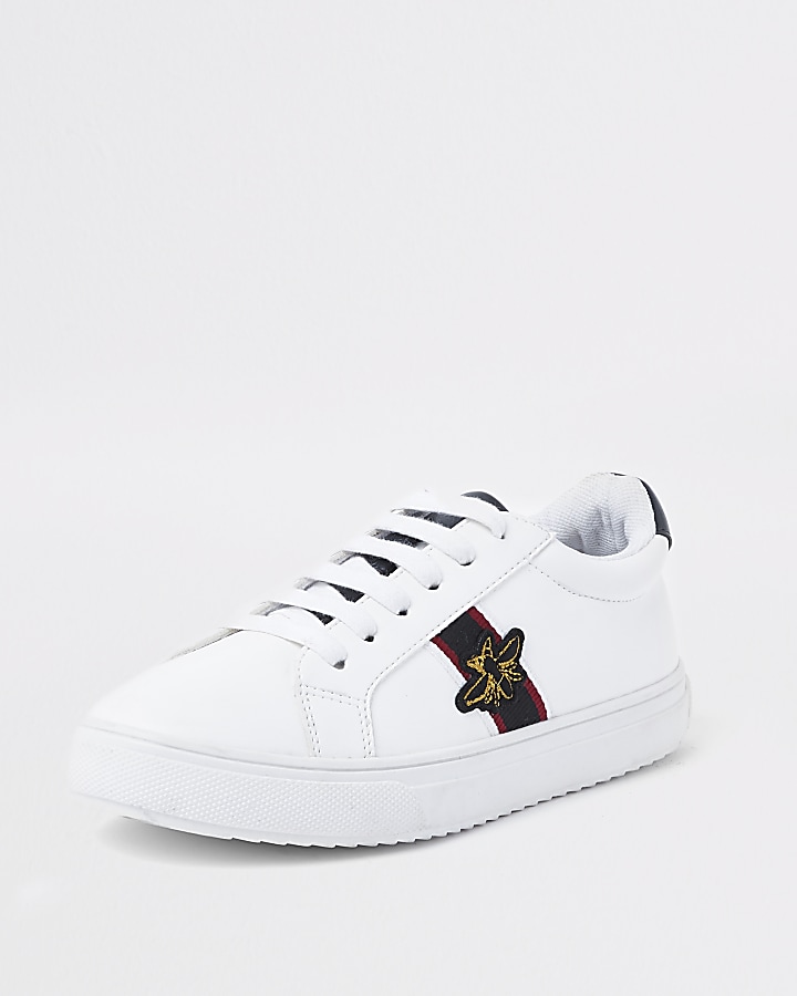 Boys white bee trainers