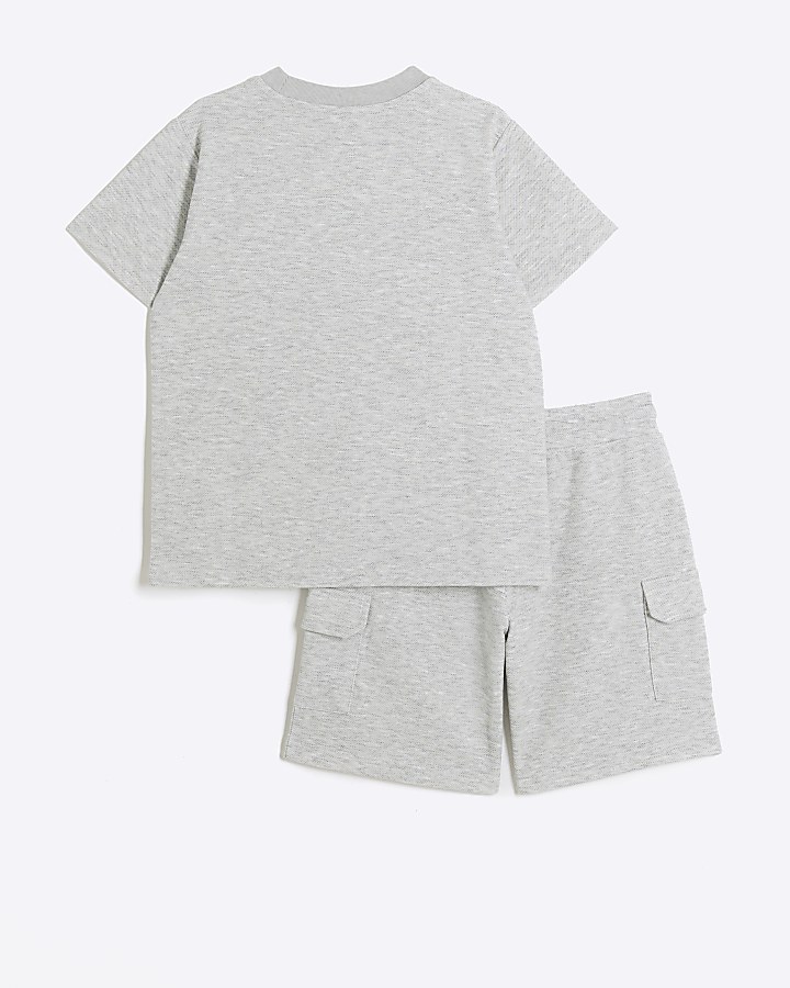 Boys grey t-shirt and shorts set
