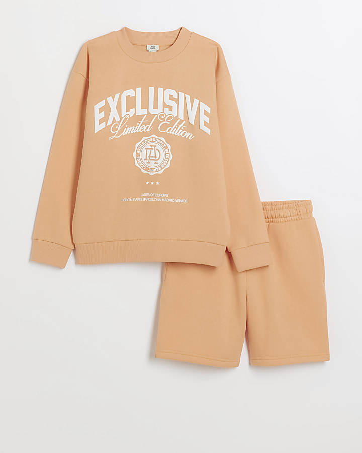 coral graphic sweatshirt and shorts set