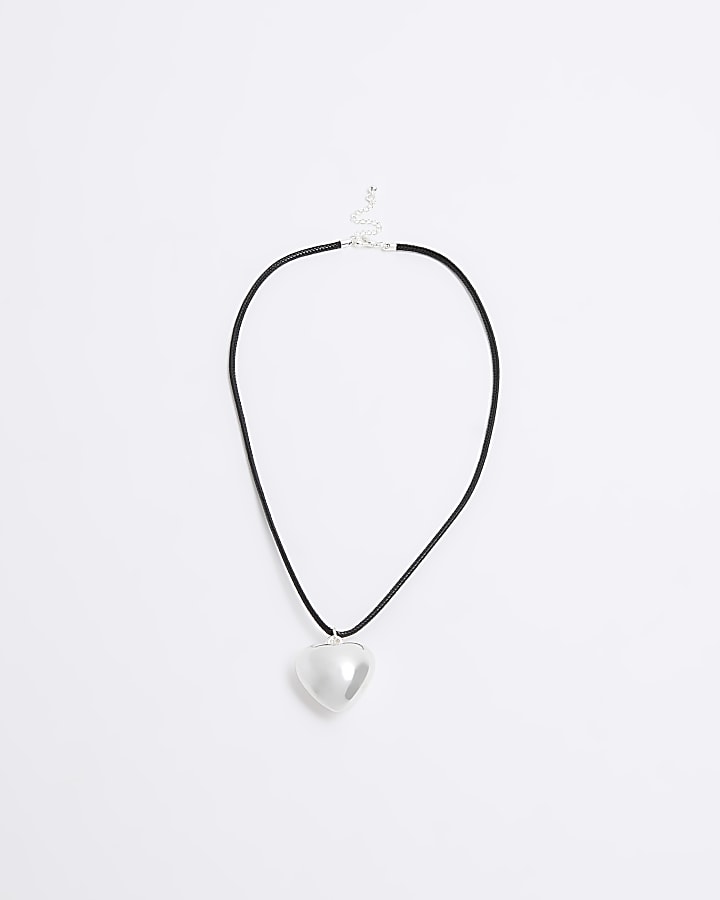 Girls silver heart necklace