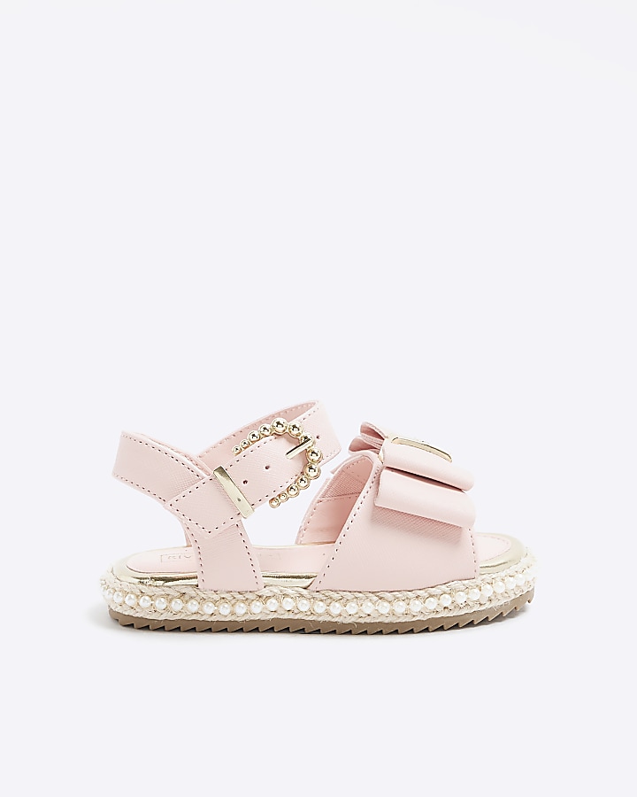 Mini girls pink pearl trim bow sandals River Island