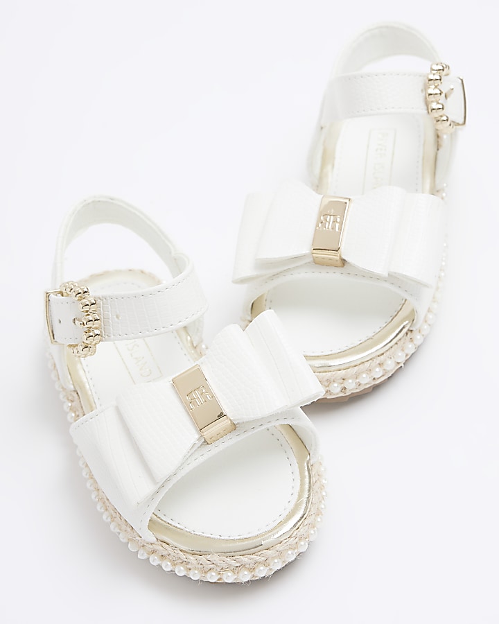 Mini girls white pearl trim bow sandals