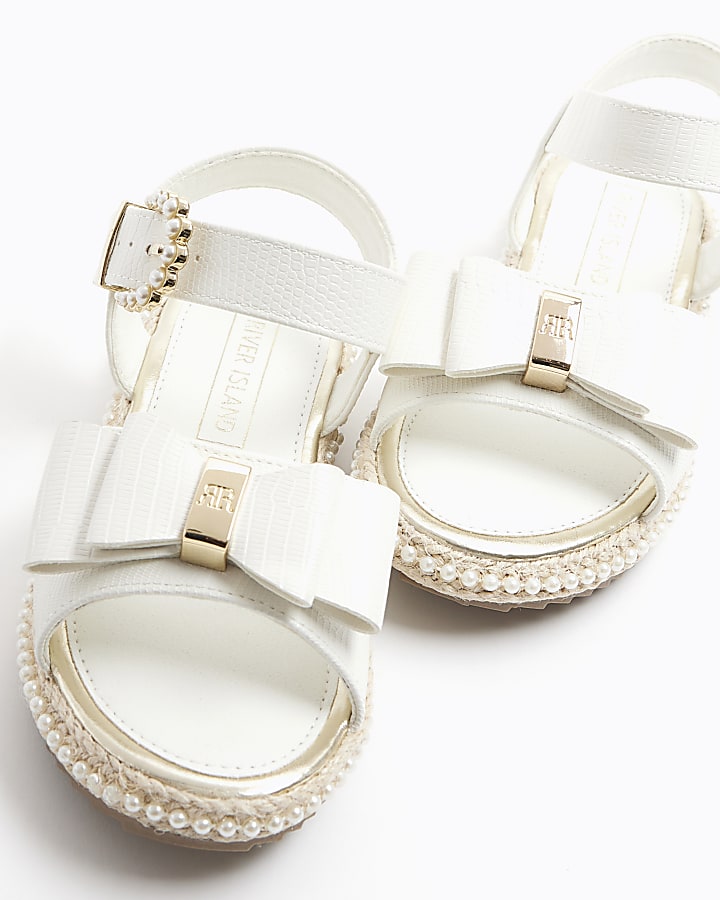 Girls white pearl trim bow sandals