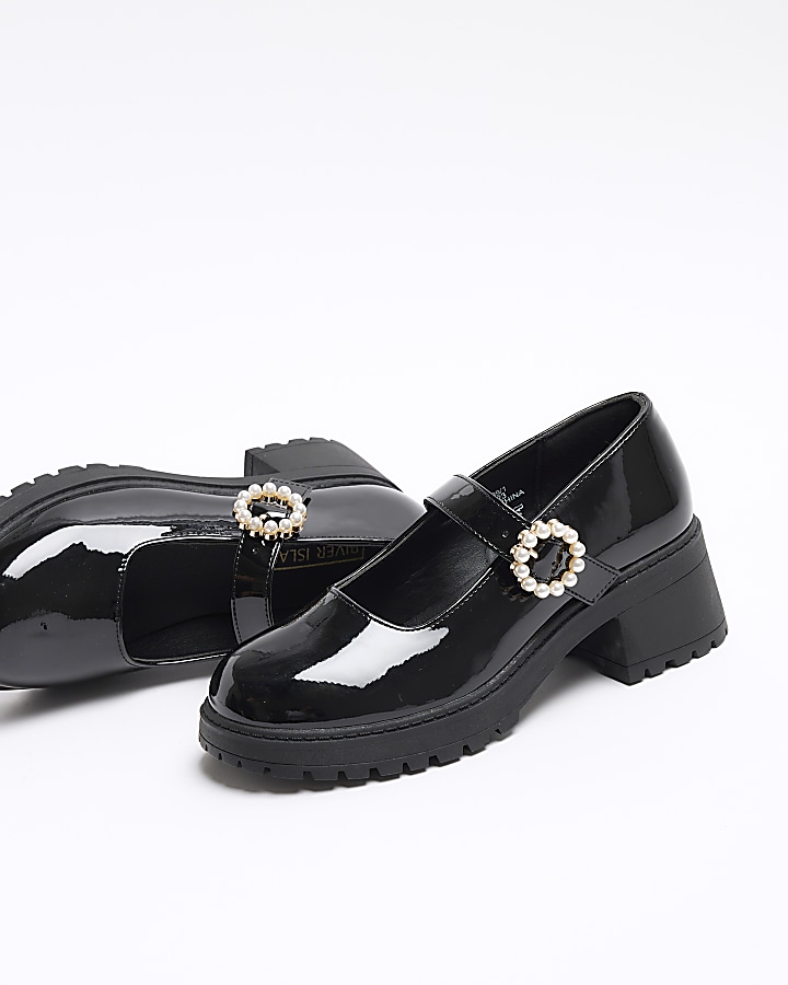 Girls black patent pearl buckle heel shoes