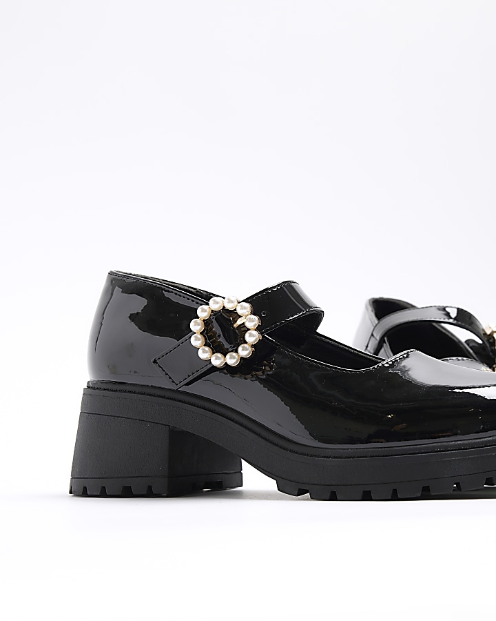Girls black patent pearl buckle heel shoes