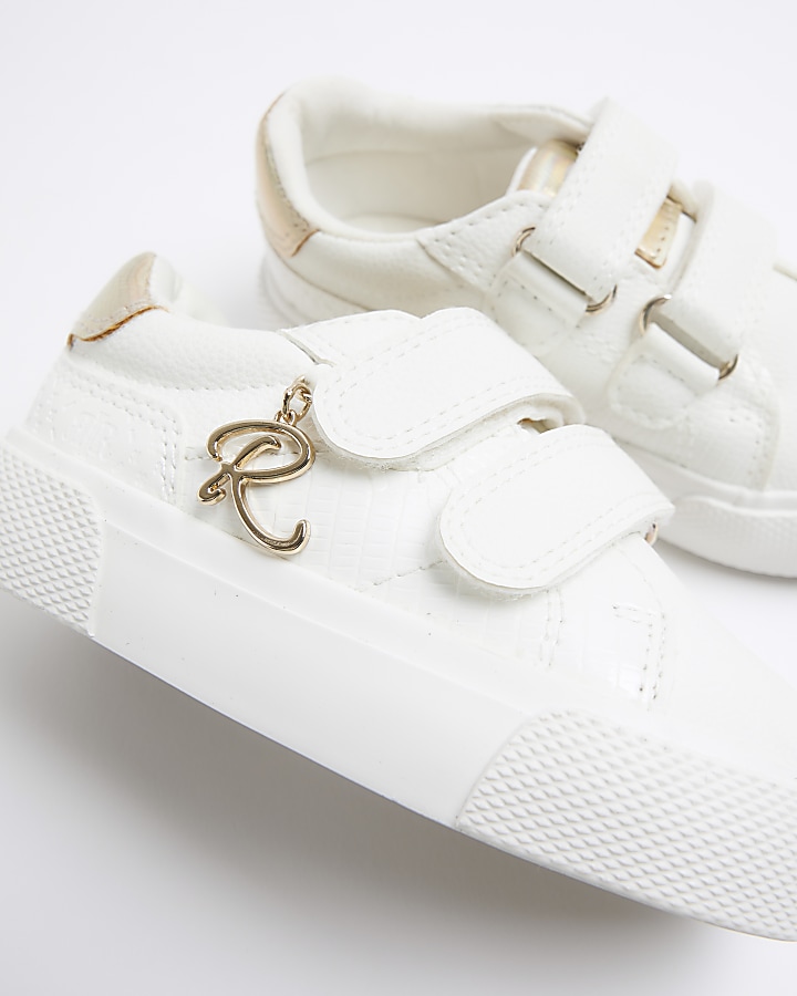 Mini girls white charm lace up trainers