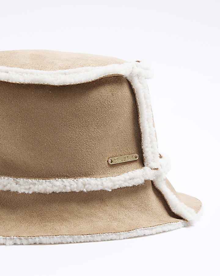 Mini girls beige borg bucket hat
