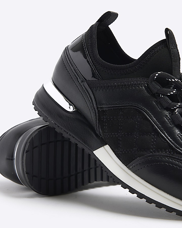 Girls black quilted runner trainers