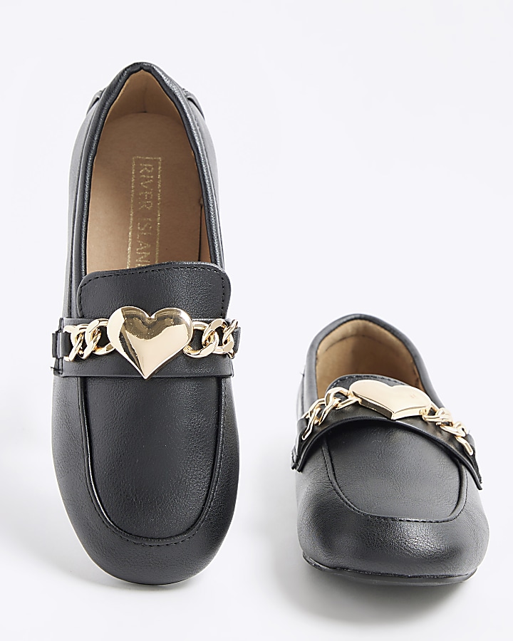 Girls black heart chain loafers