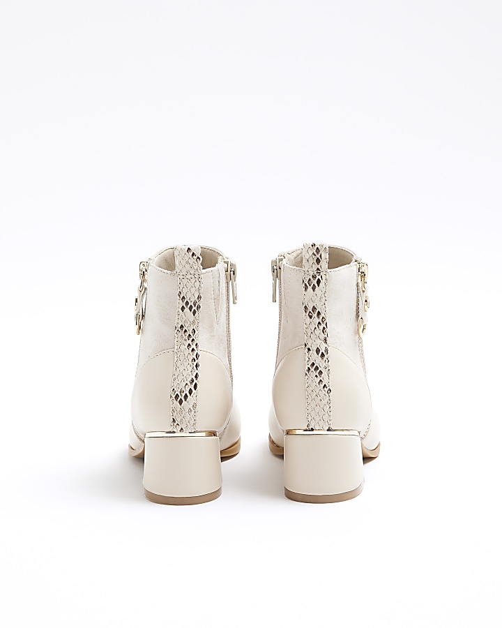 Girls cream wide fit side zip heeled boots
