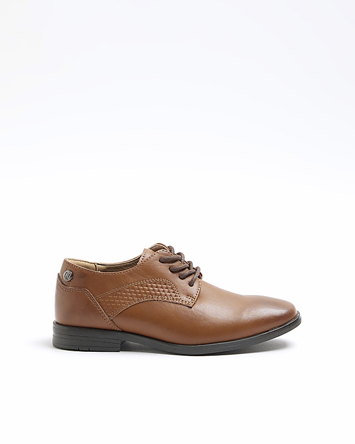 Brown wide fit point toe smart shoes