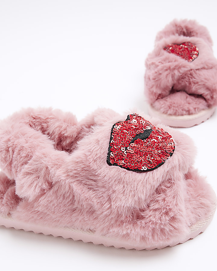 Girls pink faux fur lips slippers